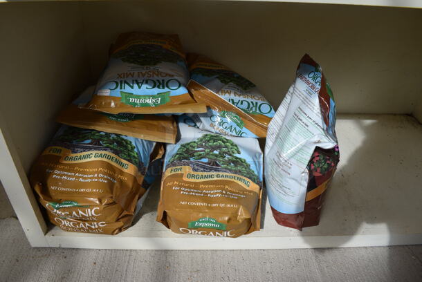 ALL ONE MONEY! Two Shelf Lot of Various Items Including Bonsai Mix, Potting Soil! BUYER MUST REMOVE. Each Shelf: 167x12. (greenhouse) - Image 3 of 12