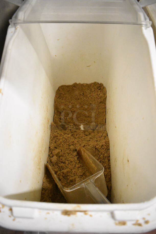 Rubbermaid White Poly Ingredient Bin on Commercial Casters. 13x30x28. (kitchen) - Image 3 of 3