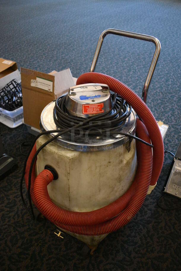 Vac U Max Model M 1050 Metal Commercial Continuous Duty Industrial Vacuum Cleaner. 17x22x34. Unit Was In Working Condition When Restaurant Closed. (ballroom) - Image 2 of 5