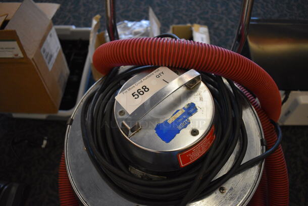 Vac U Max Model M 1050 Metal Commercial Continuous Duty Industrial Vacuum Cleaner. 17x22x34. Unit Was In Working Condition When Restaurant Closed. (ballroom) - Image 3 of 5