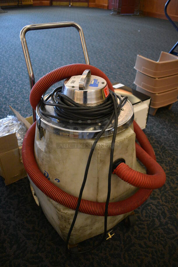 Vac U Max Model M 1050 Metal Commercial Continuous Duty Industrial Vacuum Cleaner. 17x22x34. Unit Was In Working Condition When Restaurant Closed. (ballroom) - Image 4 of 5