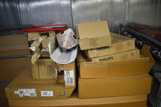 ALL ONE MONEY! Pallet Lot of Various Light Fixtures! (warehouse) - Image 3 of 7