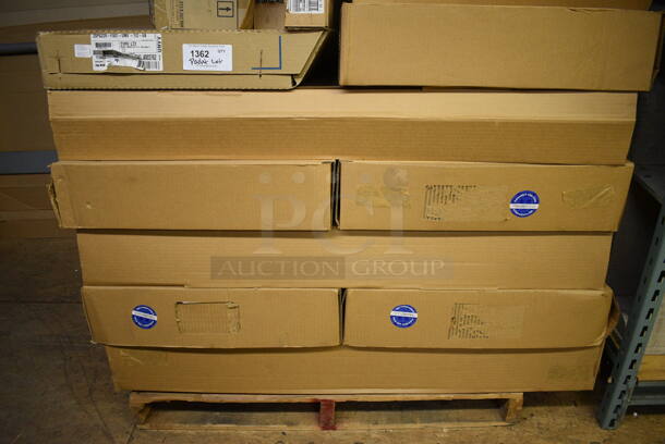 ALL ONE MONEY! Pallet Lot of Various Light Fixtures! (warehouse) - Image 4 of 7