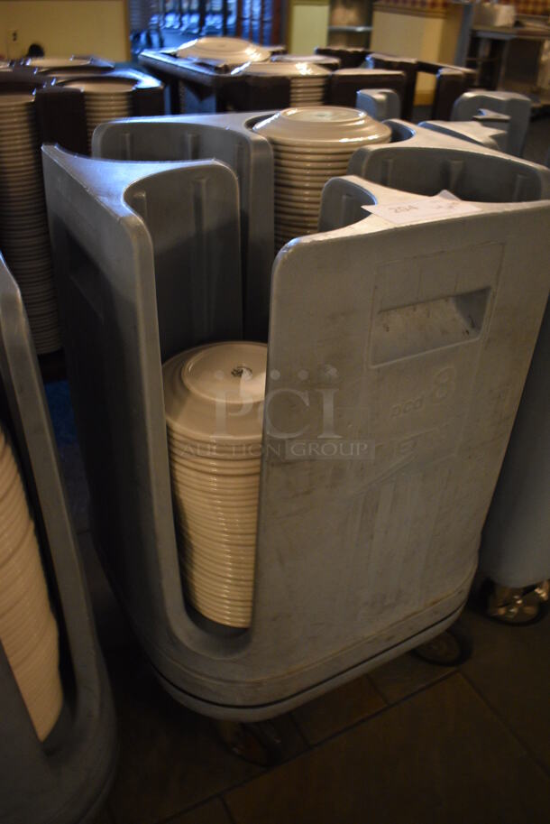 Metro PCD8 Blue Poly Dish Cart w/ White Ceramic Plate on Commercial Casters. 20.5x20.5x31.5. 7.5x7.5x1. (buffet) - Image 2 of 4