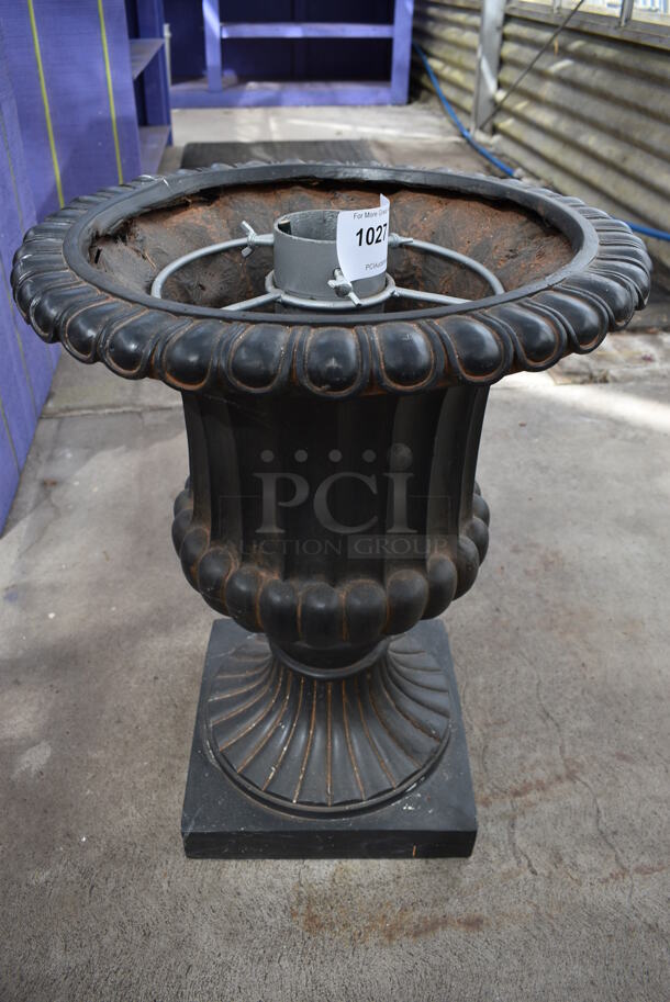 Black Fountain. 19x19x25. (greenhouse) - Image 1 of 4