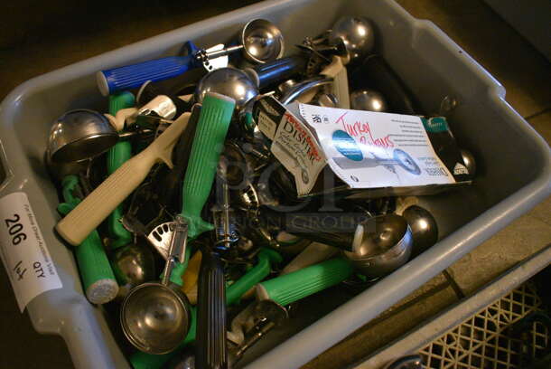 ALL ONE MONEY! Lot of Various Scoopers in Gray Poly Bus Bin! 15x22x5. (buffet) - Image 3 of 4