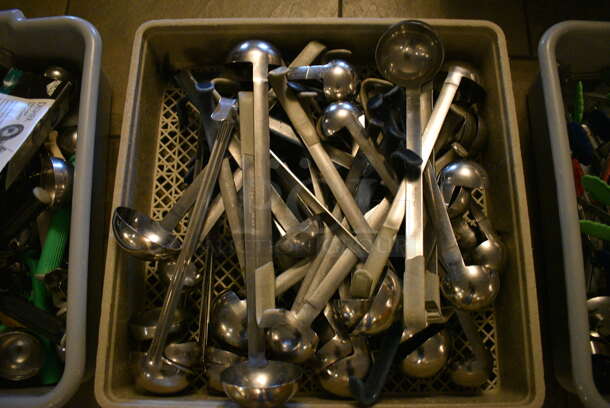 ALL ONE MONEY! Lot of Various Metal Ladles in Dish Caddy. 19.5x19.5x4. (buffet) - Image 4 of 5