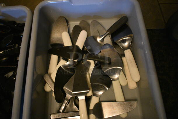 ALL ONE MONEY! Lot of Lifters and Spades in Gray Poly Bus Bin! 15x22x5. (buffet) - Image 4 of 4
