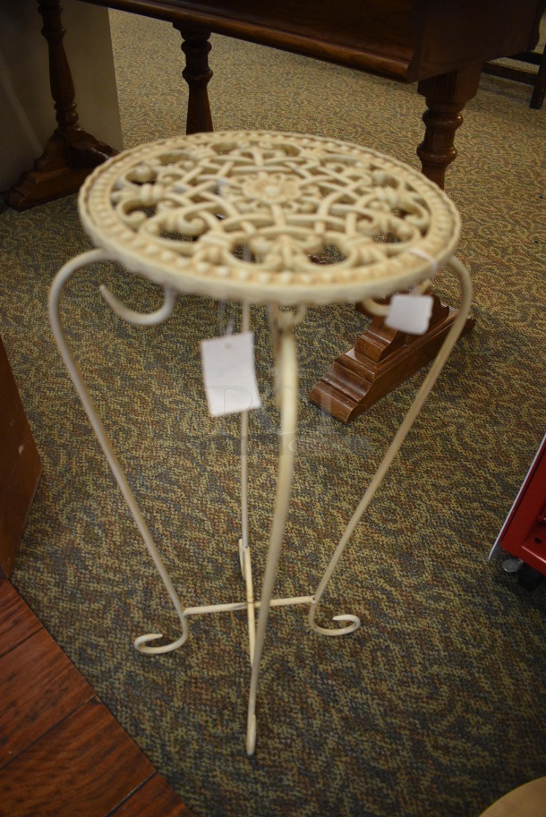 Metal Stool. 13x13x25. (gift shop) - Image 3 of 3
