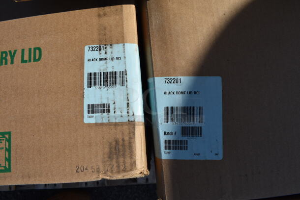 ALL ONE MONEY! Pallet Lot of Various Items Including Black Poly Trash Can and 3 Lids. (warehouse) - Image 4 of 5