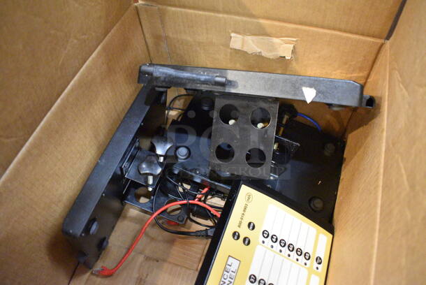 ALL ONE MONEY! Lot of 3 Cancel Panels and Audio Technica 3000 Series. Includes 13x5.5x8. (gift shop) - Image 2 of 5