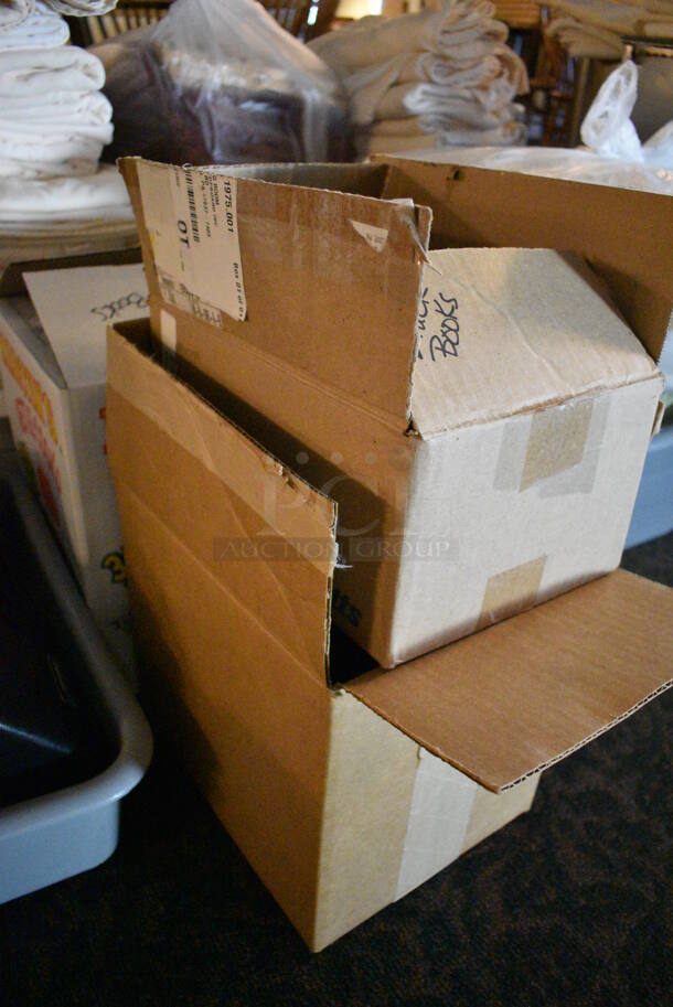 ALL ONE MONEY! Lot of 3 Boxes of Check Holders! 5x9.5. (main dining room) - Image 6 of 6