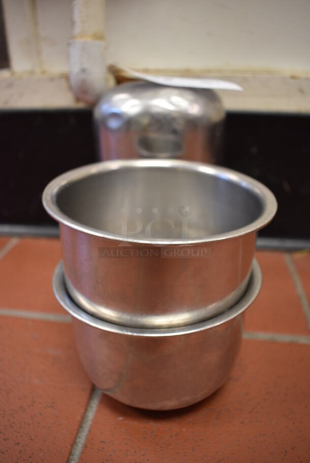 5 Stainless Steel Bowls. 5x5x3. 5 Times Your Bid! (drop in bin kitchen)