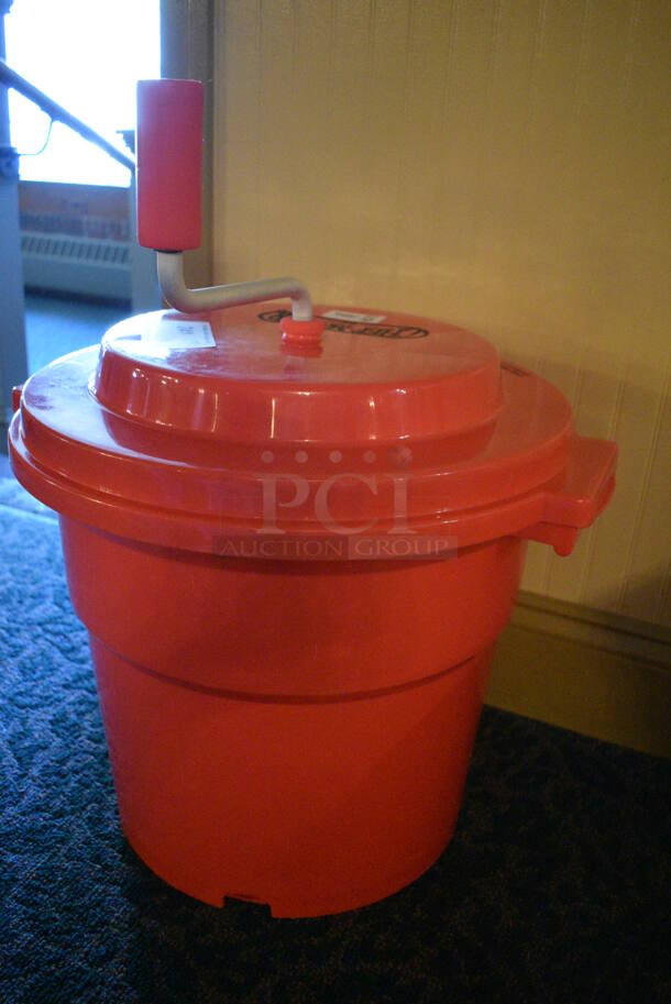 Chef Master Red Poly Lettuce Spinner Salad Spinner. 18x16x23. (buffet) - Image 2 of 4