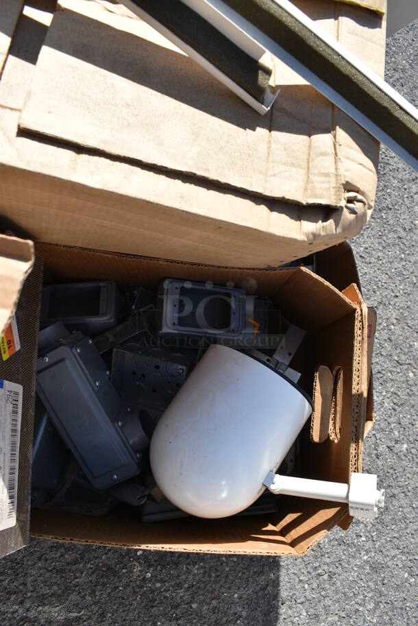 ALL ONE MONEY! Pallet Lot of Various Items Including Metal Commercial Unit. (warehouse) - Image 3 of 6