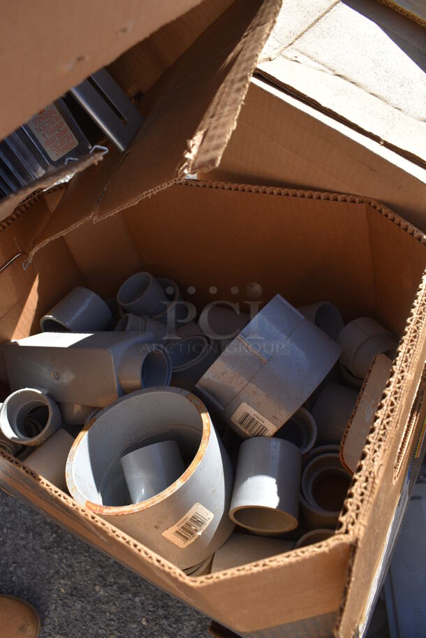 ALL ONE MONEY! Pallet Lot of Various Items Including Metal Commercial Unit. (warehouse) - Image 4 of 6