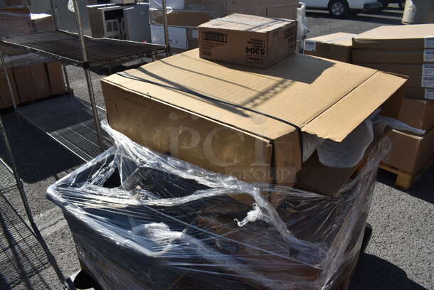 ALL ONE MONEY! Pallet Lot of Various Items Including Various BRAND NEW IN BOX Glassware. (warehouse) - Image 8 of 8