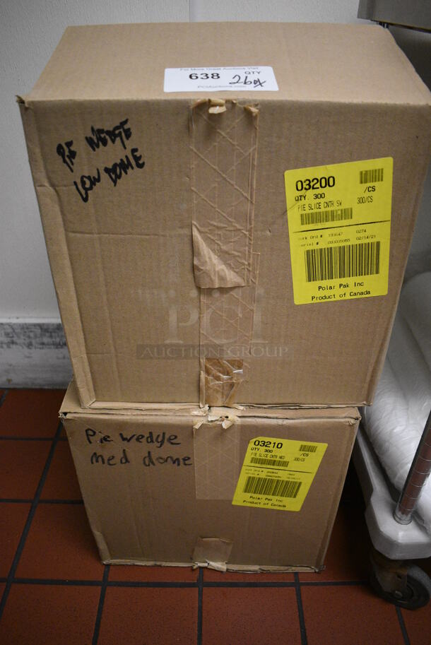 ALL ONE MONEY! Lot of 2 Boxes of Clear Plastic Pie Containers! (drop in bin kitchen) - Image 3 of 5