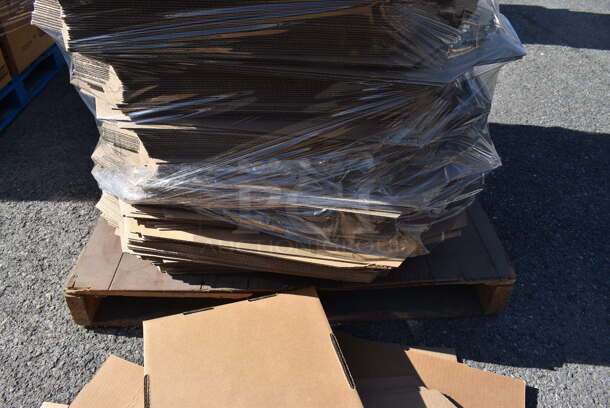ALL ONE MONEY! Pallet Lot of Various Items Including Cardboard Trays. (warehouse) - Image 4 of 5