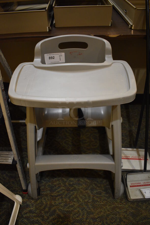Rubbermaid Gray Poly High Chair on Commercial Casters. 22x23x30. (gift shop)