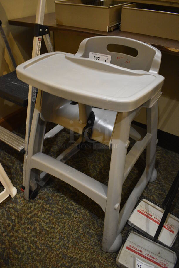 Rubbermaid Gray Poly High Chair on Commercial Casters. 22x23x30. (gift shop) - Image 2 of 4