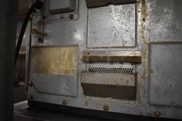Panasonic Model NE-1257R Stainless Steel Commercial Countertop Microwave Oven. 120 Volts, 1 Phase. 17x20x13. (kitchen) - Image 4 of 5
