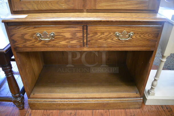 Wooden Cabinet w/ 2 Doors, Drawer and Under Shelf. 34x18x80. (gift shop) - Image 6 of 7