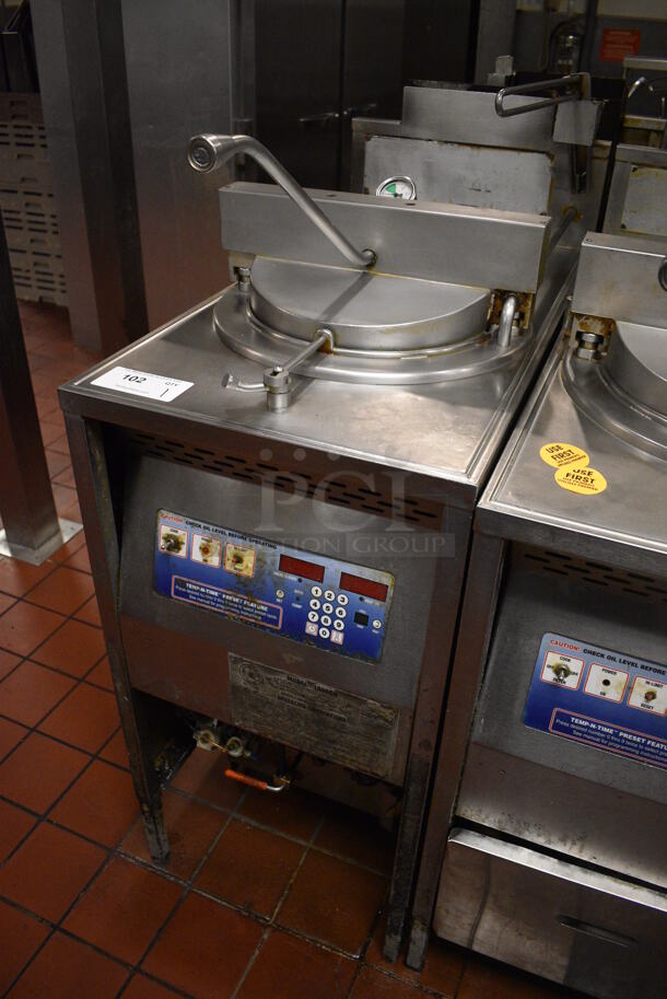 Broaster Model 1800GH Stainless Steel Commercial Floor Style Natural Gas Powered Pressure Fryer. 18x34x48. Unit Was In Working Condition When Restaurant Closed. (kitchen) - Image 2 of 10
