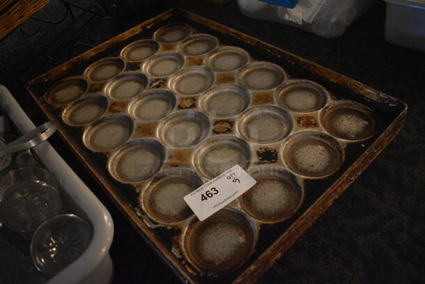 5 Metal 24 Cup Baking Pans. 18x26x1.5. 5 Times Your Bid! (main dining room) - Image 3 of 4