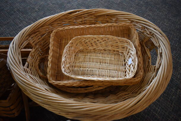 ALL ONE MONEY! Lot of 20 Various Baskets! Includes 24x18x11. (garden center) - Image 3 of 4