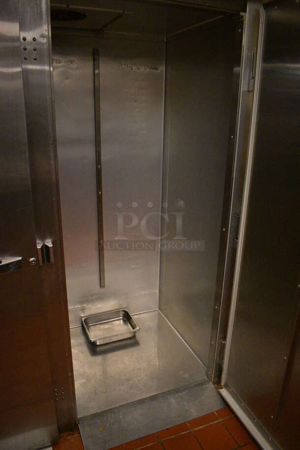 2018 True Model STGRRI-2S Stainless Steel Commercial 2 Door Roll In Rack Cooler. 115 Volts, 1 Phase. 68x37x84. Unit Was In Working Condition When Restaurant Closed. (kitchen) - Image 6 of 7