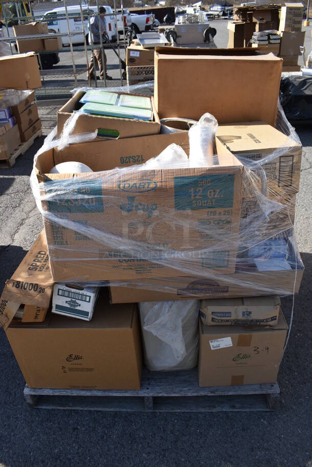 ALL ONE MONEY! Pallet Lot of Various Items Including Paper Products and Swiffer Pads. (warehouse) - Image 5 of 6