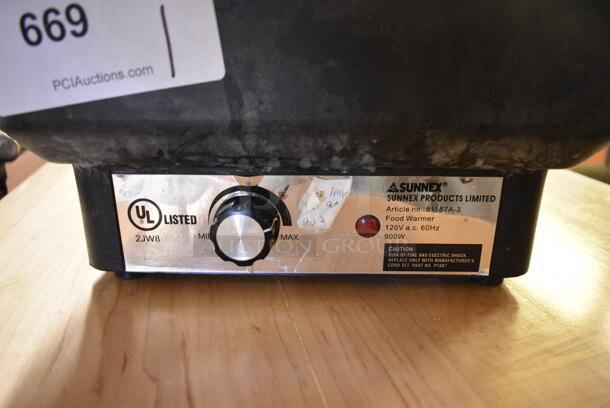 Sunnex Black Countertop Food Warmer. 120 Volts, 1 Phase. 22.5x13.5x7.5. Unit Was In Working Condition When Restaurant Closed. (bakery kitchen) - Image 2 of 4