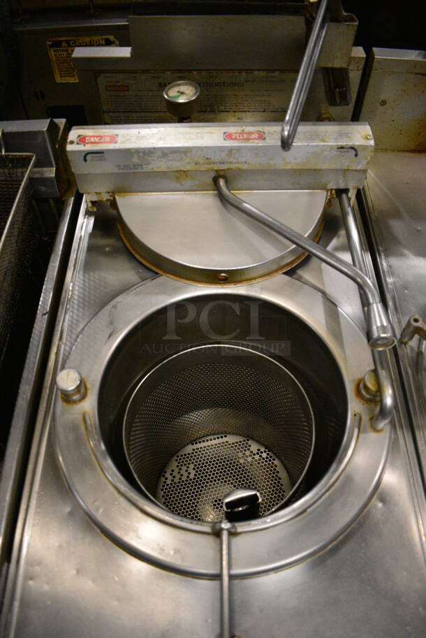 Broaster Model 1800GH Stainless Steel Commercial Floor Style Natural Gas Powered Pressure Fryer. 18x34x48. Unit Was In Working Condition When Restaurant Closed. (kitchen) - Image 7 of 9