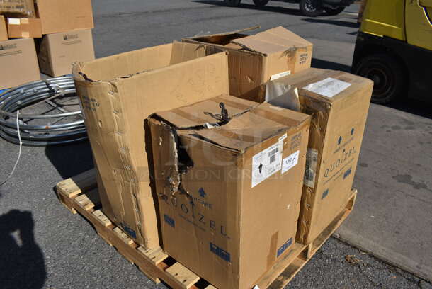 PALLET LOT OF 4 Various Light Fixtures. (warehouse) - Image 4 of 6