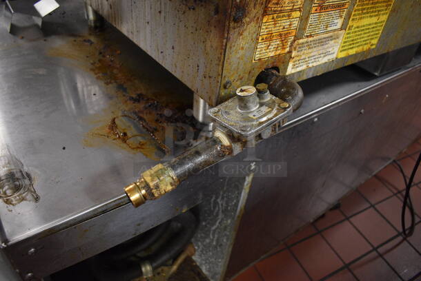 Vulcan Stainless Steel Commercial Countertop Natural Gas Powered Flat Top Griddle w/ Thermostatic Controls and Back Splash. 72x24x33. Unit Was In Working Condition When Restaurant Closed. (kitchen) - Image 7 of 7
