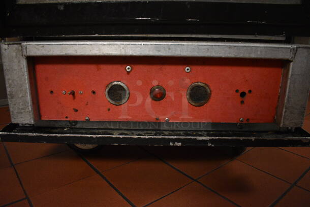 Metro Model C175-CM2000 Metal Commercial Single Door Reach In Warming Holding Cabinet on Commercial Casters. 120 Volts, 1 Phase. 25x32x69. Unit Was In Working Condition When Restaurant Closed. (kitchen) - Image 4 of 8