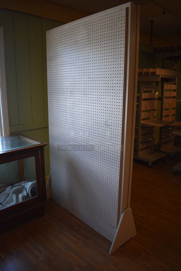 Cork Board Stand. 50x16x85. (garden center) - Image 2 of 3