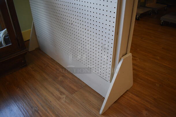 Cork Board Stand. 50x16x85. (garden center) - Image 3 of 3
