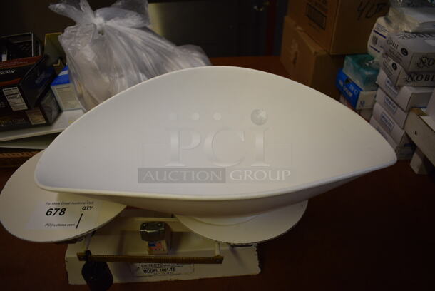 Detecto Model 1001-TB Metal Commercial Countertop Baking Scale w/ White Poly Bowl. 19.5x9x7.5, 21x12x6. (bakery kitchen) - Image 5 of 5