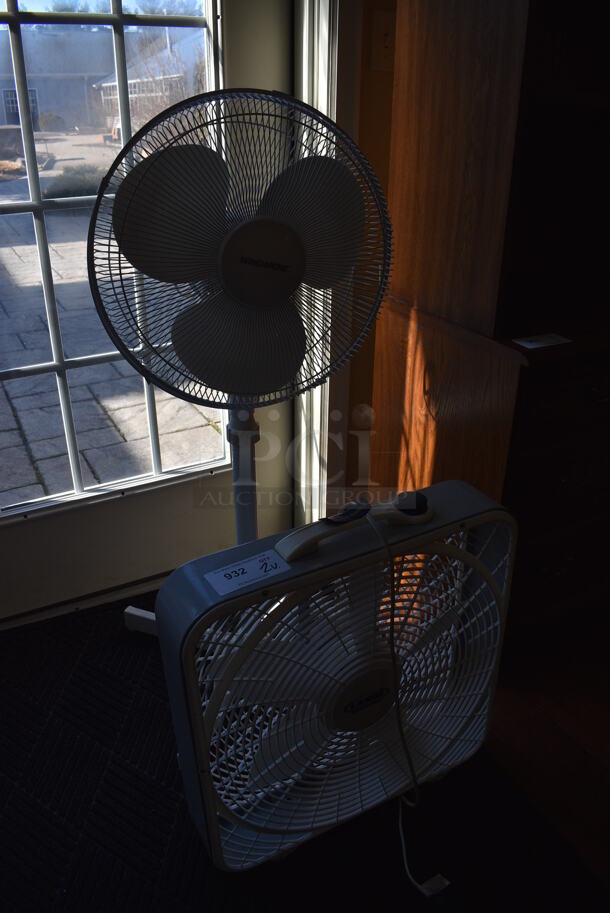 2 Various Fans. 21x4.5x23, 18x20x45. 2 Times Your Bid! (gift shop) - Image 2 of 4