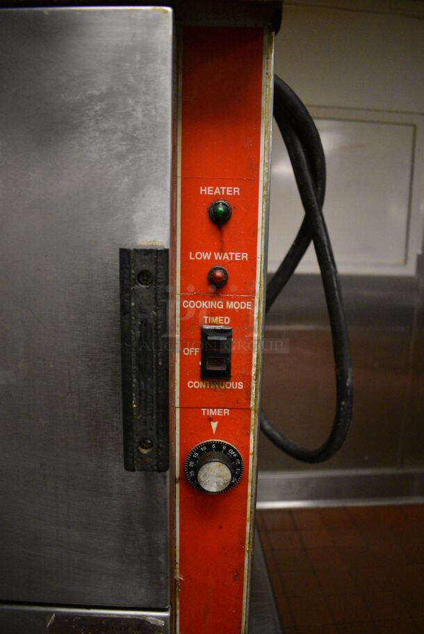 Vulcan Stainless Steel Commercial Electric Powered Single Compartment Steam Cabinet. 208-240 Volts, 3 Phase. 21x25x30.5. Unit Was In Working Condition When Restaurant Closed. (kitchen) - Image 4 of 8