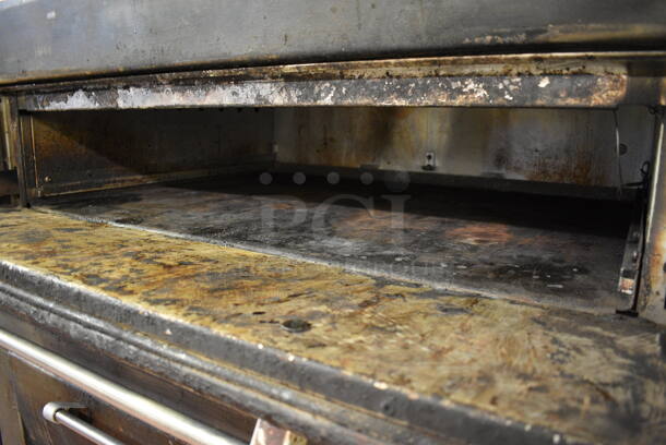 2 Vulcan Model 701 6A IT Metal Commercial Natural Gas Powered Double Deck Pizza Ovens. 50,000 BTU. 60x41x71.5. 2 Times Your Bid! Unit Was In Working Condition When Restaurant Closed. (bakery kitchen) - Image 7 of 12