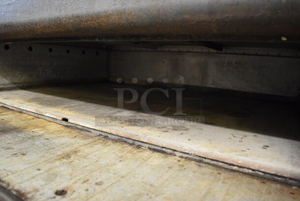 Blodgett Model 981 Metal Commercial Gas Powered Double Deck Pizza Oven. 60x41x38. Unit Was In Working Condition When Restaurant Closed. (bakery kitchen) - Image 5 of 10