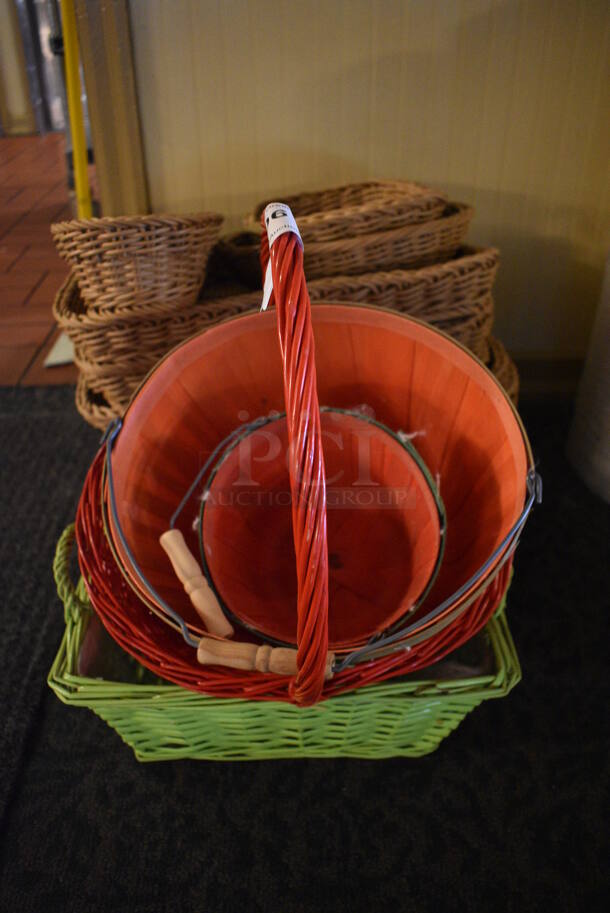 ALL ONE MONEY! Lot of Various Baskets. Includes 16x6x3.5. (main dining room)