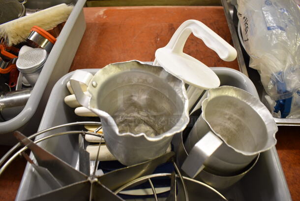 ALL ONE MONEY! Lot of Various Items Including Metal Pitchers, Pie Cutters and Dough Dividers in Gray Poly Bus Bin! 21.5x15.5x5. (bakery kitchen) - Image 2 of 5