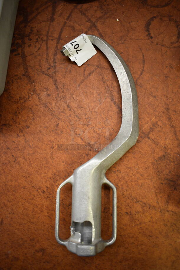 Hobart VMLH30 Metal Commercial 30 Quart Dough Hook Attachment for Mixer. 4x3x16.5. (bakery kitchen) - Image 1 of 4