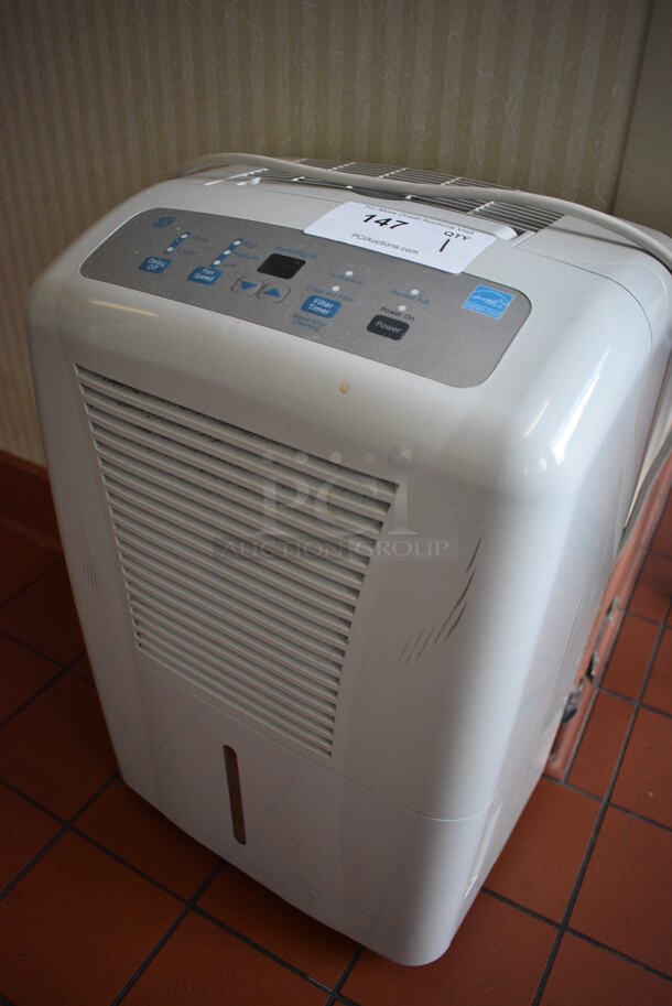 GE Model ADEW50LQQ1 Portable Dehumidifier. 115 Volts, 1 Phase. 16x10x24. (kitchen hallway) - Image 2 of 4
