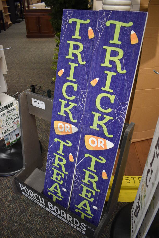 Gray Wood Pattern Stand w/ Trick or Treat Porch Boards. 27x13x28. (garden center) - Image 2 of 3