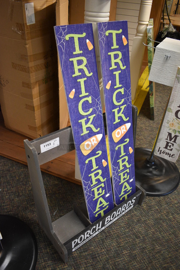 Gray Wood Pattern Stand w/ Trick or Treat Porch Boards. 27x13x28. (garden center) - Image 3 of 3